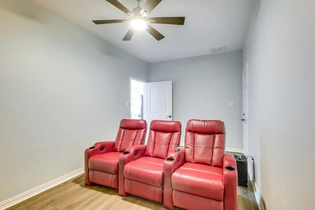 Vacation Home Lake Livingston! Onalaska Esterno foto